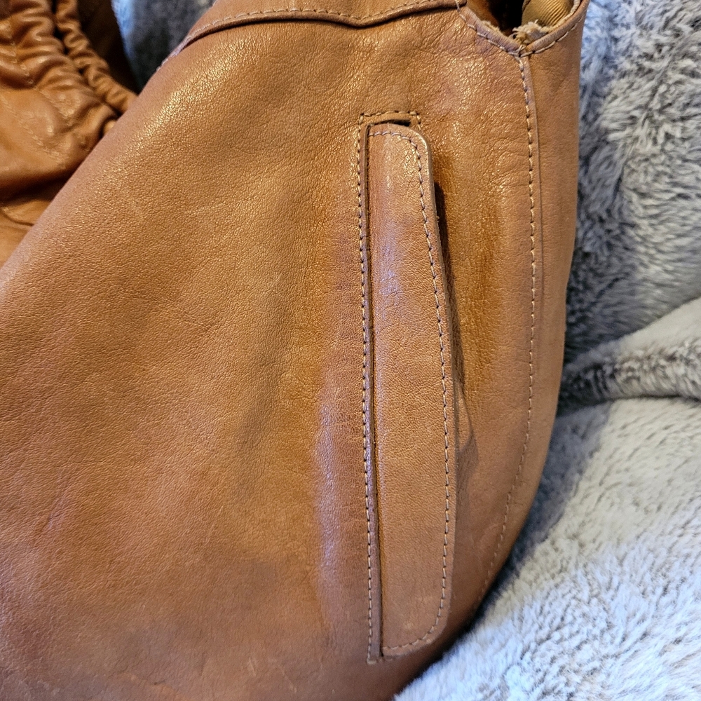 GIANNI NOTARO Italian Leather Hobo Bag - Picture 9 of 14